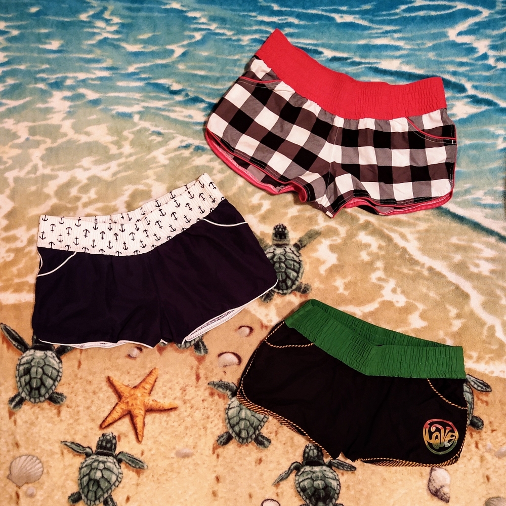 3 pairs of shorts